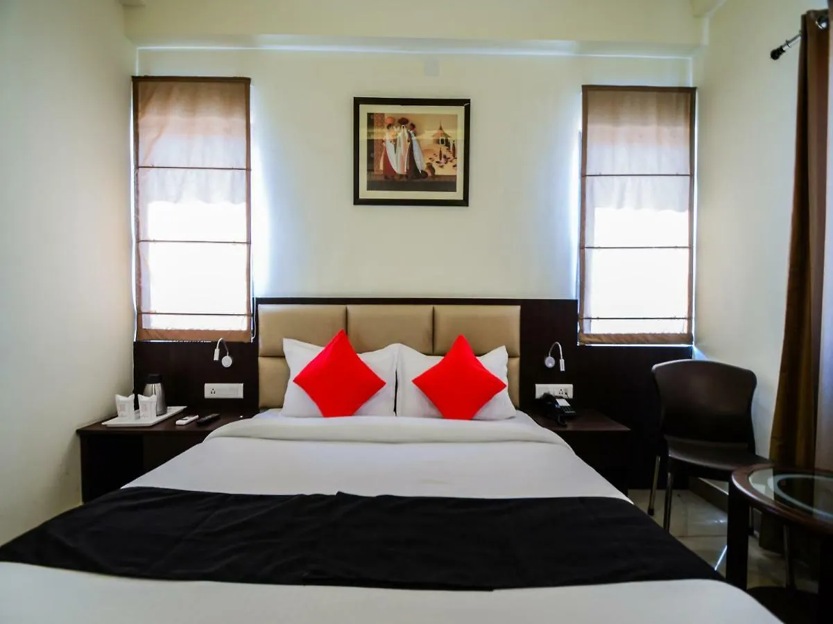 Capital O 35703 Hotel Sarovar Grand Udaipur