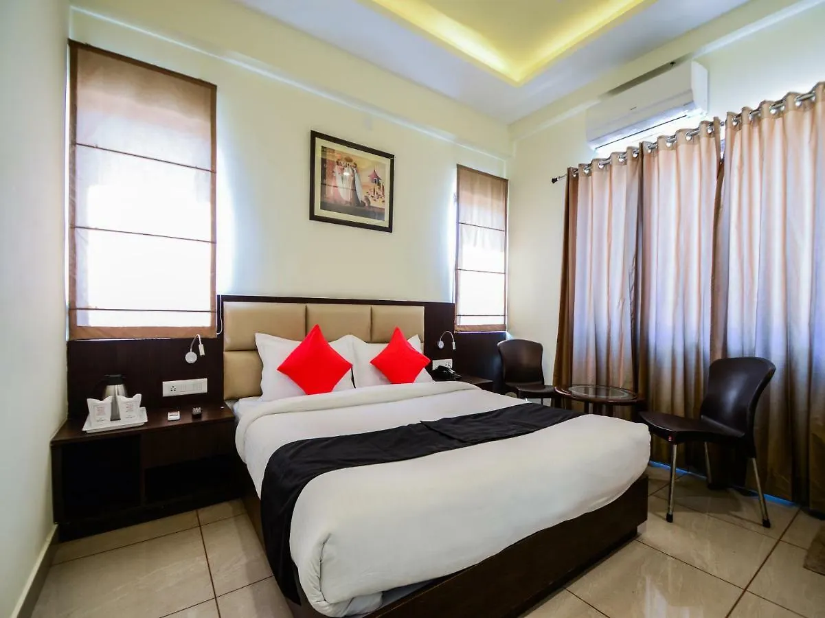 Capital O 35703 Hotel Sarovar Grand Udaipur