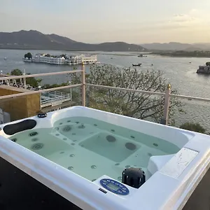 Sheeshmahal By Oladar *** Udaipur