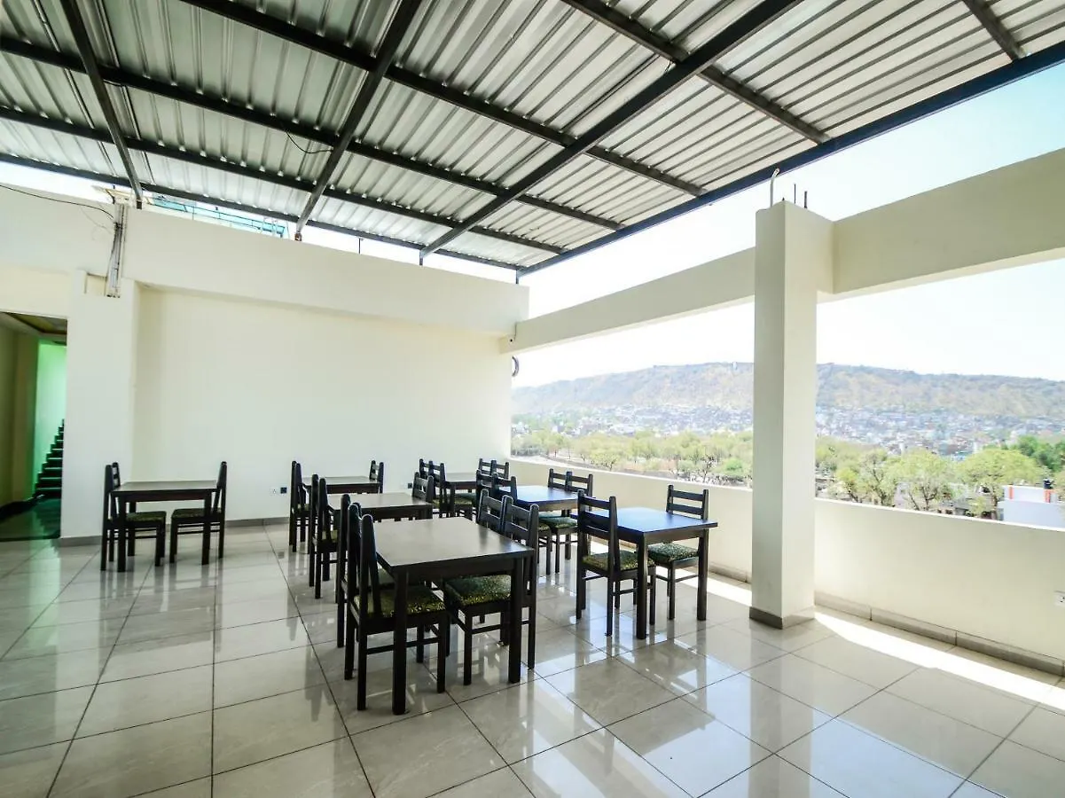 Capital O 35703 Hotel Sarovar Grand Udaipur